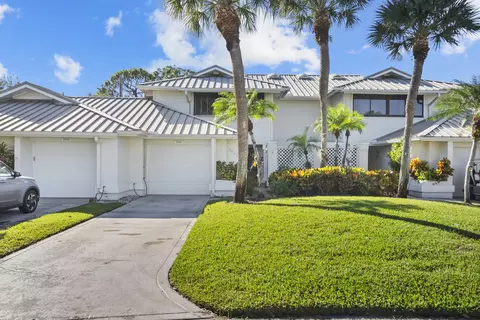5662 SE Foxcross Pl, Stuart, FL 34997