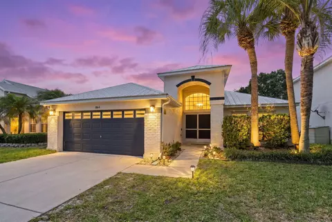 864 NW Waterlily Pl, Jensen Beach, FL 34957