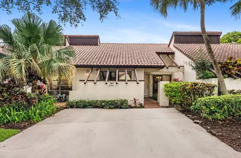 6886 Tiburon Cir, Boca Raton, FL 33433