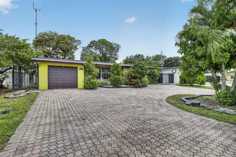 6768 Pansy Dr, Miramar, FL 33023