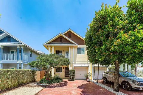 808 SW 7th Ave, Fort Lauderdale, FL 33315