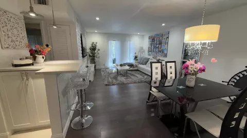 702 SE 2nd Ave SE #405, Deerfield Beach, FL 33441