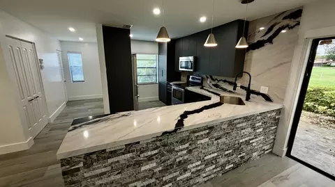 21695 Tall Palm Cir #4A, Boca Raton, FL 33433
