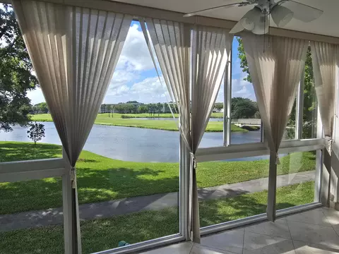 2903 Victoria Cir #N2, Coconut Creek, FL 33066