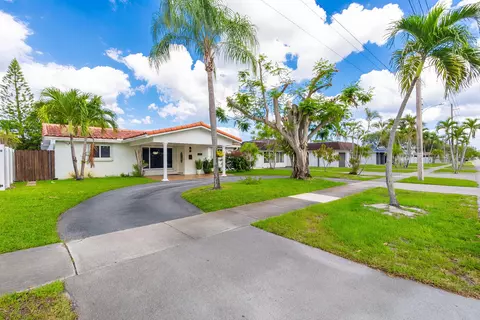 2141 N 56th Ave, Hollywood, FL 33021
