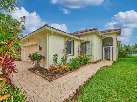 2649 Clipper Cir, West Palm Beach, FL 33411
