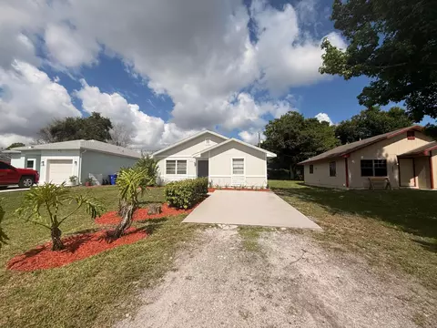 2315 86th Dr, Vero Beach, FL 32966