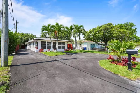 1404 NE 2nd St, Pompano Beach, FL 33060