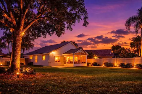 7550 Ironbridge Cir, Delray Beach, FL 33446