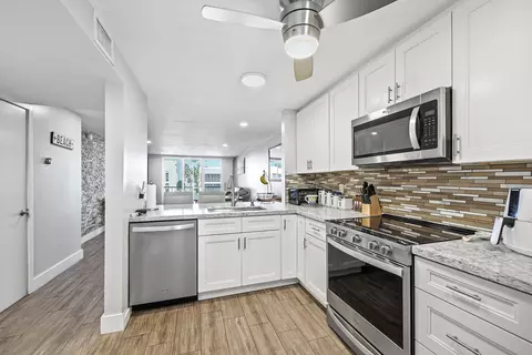 777 S Federal Hwy #G214, Pompano Beach, FL 33062
