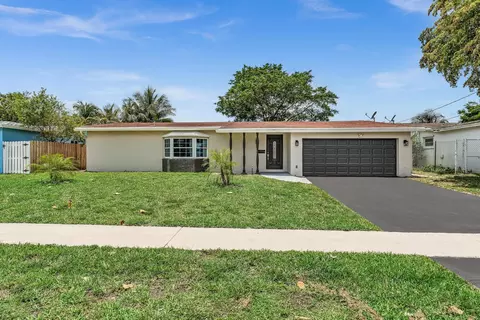 2411 NW 87th Ave, Sunrise, FL 33322