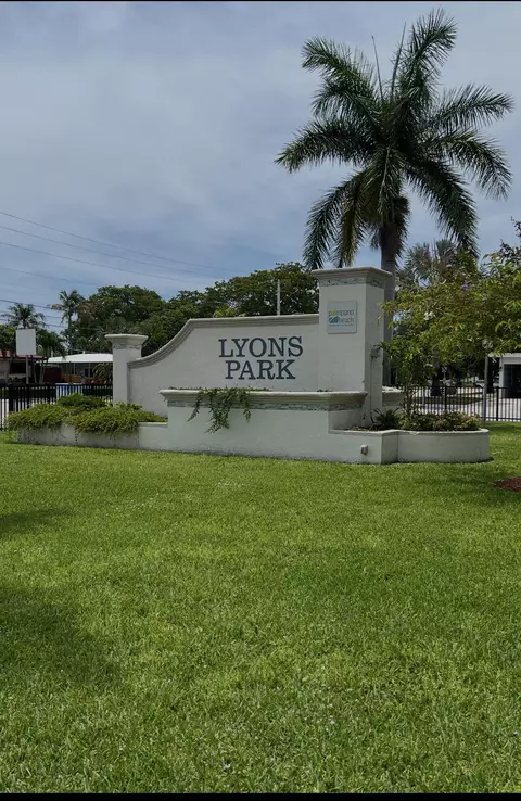 1131 SW 3rd Ter, Pompano Beach, FL 33060