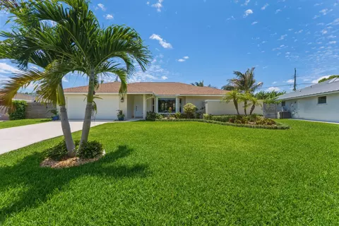 371 Evergreen Ave, Jupiter, FL 33469