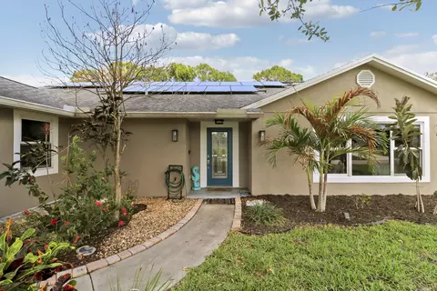 1881 SW Taurus Ln, Port Saint Lucie, FL 34984