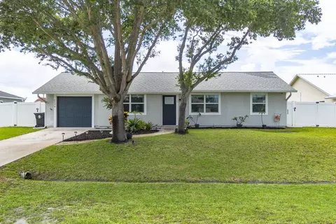2590 SW Hinchman St, Port Saint Lucie, FL 34984