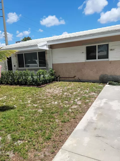 6781 Charleston St, Hollywood, FL 33024