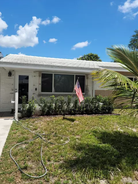 6781 Charleston St, Hollywood, FL 33024