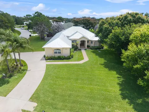 1106 SW Thoreau Ct, Palm City, FL 34990