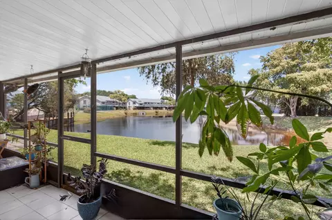 1921 Discovery Cir E, Deerfield Beach, FL 33442