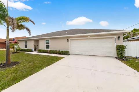 571 SW Lairo Ave, Port Saint Lucie, FL 34953