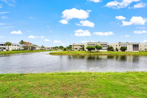 360 Monaco Ct #360, Delray Beach, FL 33446