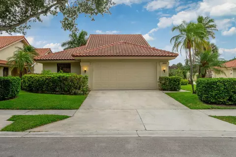2880 Gettysburg Ln, West Palm Beach, FL 33409