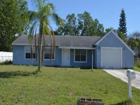 649 SW Everett Ct, Port Saint Lucie, FL 34953