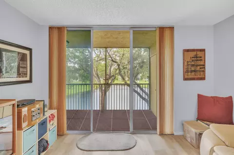 3361 NW 47th Ter #231, Lauderdale Lakes, FL 33319