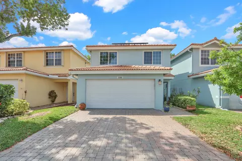 3300 Commodore Ct, West Palm Beach, FL 33411
