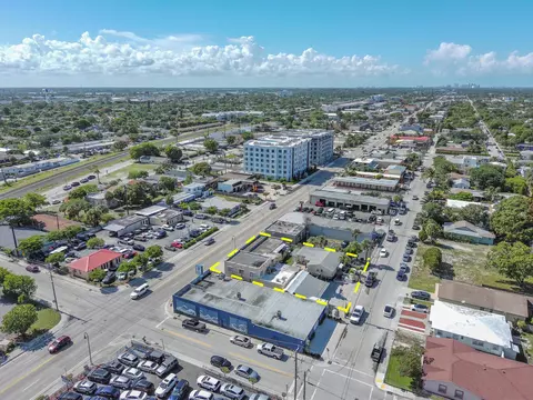 922 S 928 S Dixie Hwy, Lake Worth Beach, FL 33462