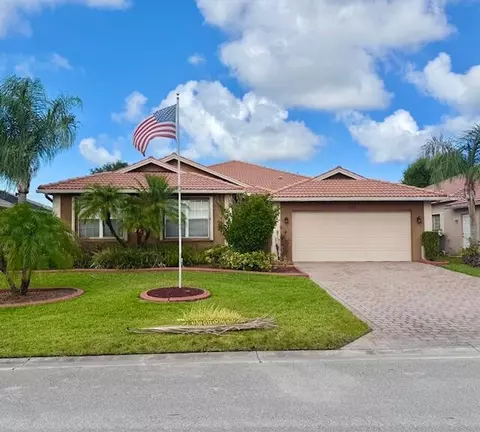 598 NW Waverly Cir S, Port Saint Lucie, FL 34983