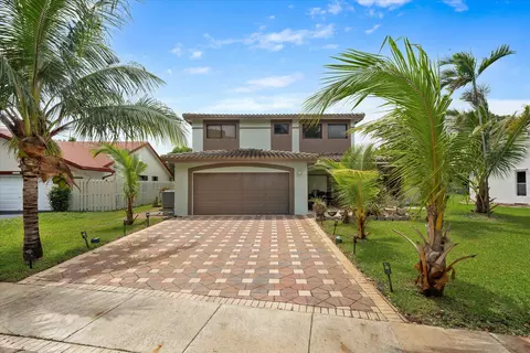 2340 Fairmont Ave, Miramar, FL 33025