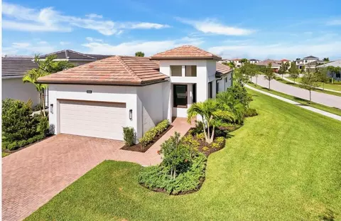 5501 Santa Rosa Ln, The Acreage, FL 33470