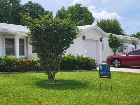 7110 NW 73rd Ave, Tamarac, FL 33321