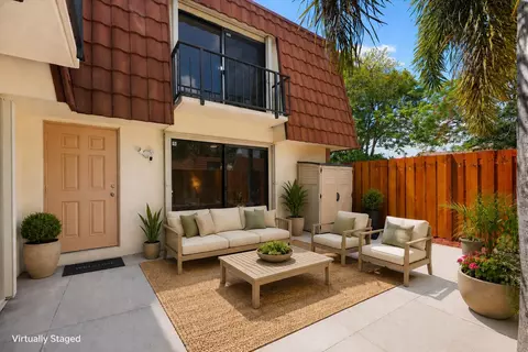 3010 San Clara Dr #19-C, Delray Beach, FL 33445