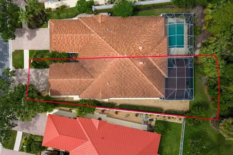 View/Area - 918 SW Balmoral Trce, Stuart, FL 34997 photo 5 of 7