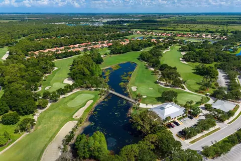 View/Area - 918 SW Balmoral Trce, Stuart, FL 34997 photo 6 of 7