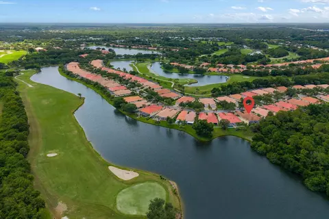 View/Area - 918 SW Balmoral Trce, Stuart, FL 34997 photo 4 of 7