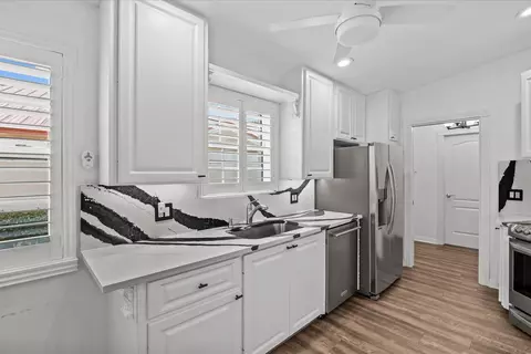 Kitchen - 918 SW Balmoral Trce, Stuart, FL 34997 photo 2 of 4