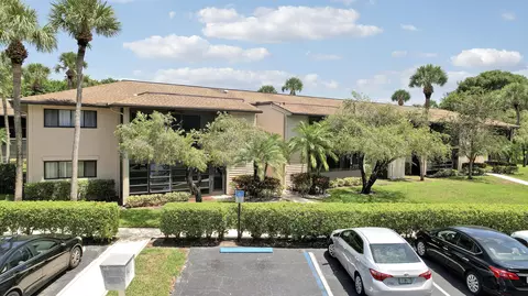15484 Lakes Of Delray Blvd #103, Delray Beach, FL 33484