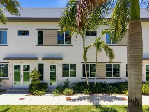 6642 NW 103rd Pkwy #6642, Doral, FL 33178