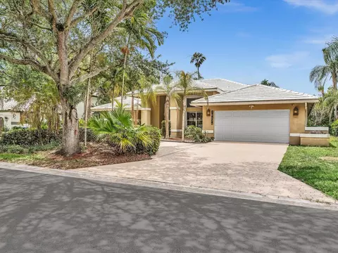 10434 NW 6th Ct, Coral Springs, FL 33071