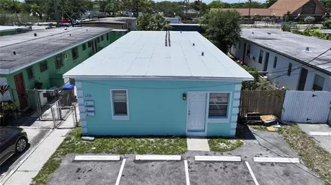 633 NW 15th Ter, Fort Lauderdale, FL 33311