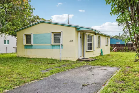 1511 N 70th Ter, Hollywood, FL 33024