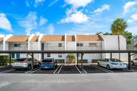 2905 SW 22nd Ave #2020, Delray Beach, FL 33445