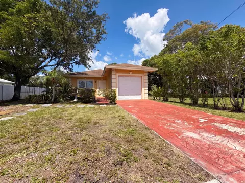 453 N Deerfield Ave, Deerfield Beach, FL 33441