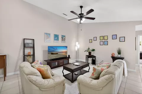 1702 Silverleaf Oak Ct, Palm Beach Gardens, FL 33410