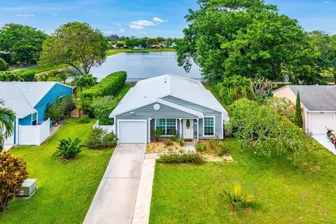 5331 Courtney Cir, Boynton Beach, FL 33472