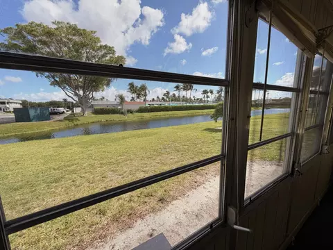 19 Saxony #19, Delray Beach, FL 33446