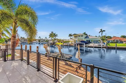 2888 NE 33rd St, Lighthouse Point, FL 33064